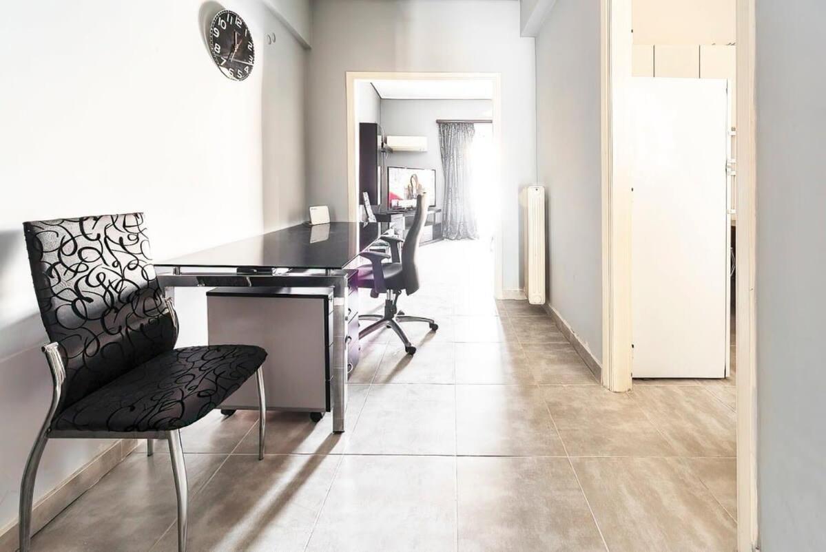 Topfloor Central Apt With Urban Views,3' To Metro Atény Exteriér fotografie