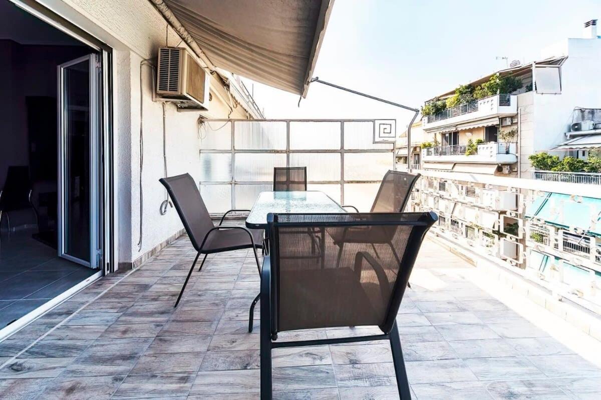 Topfloor Central Apt With Urban Views,3' To Metro Atény Exteriér fotografie